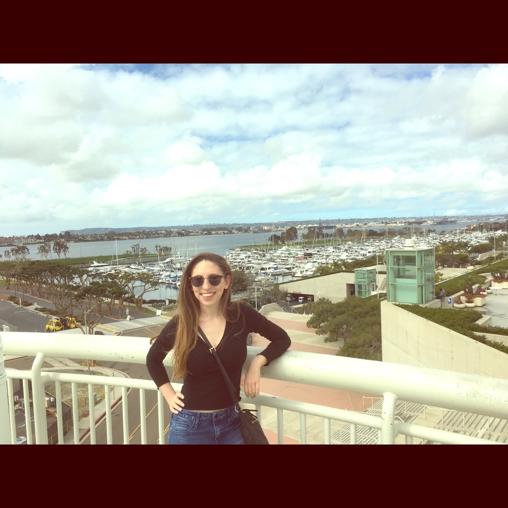 Meet your Posher, Emily